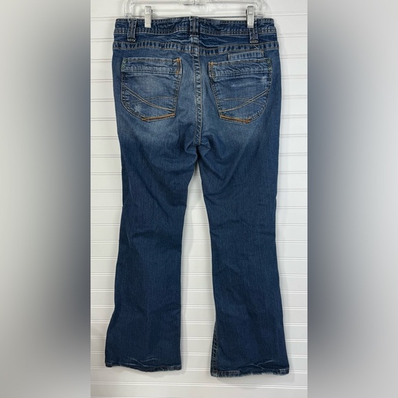 Y2K Aeropostale women’s curvy Kailey skinny flare denim jeans. Size 9/10 short. - Picture 2 of 6